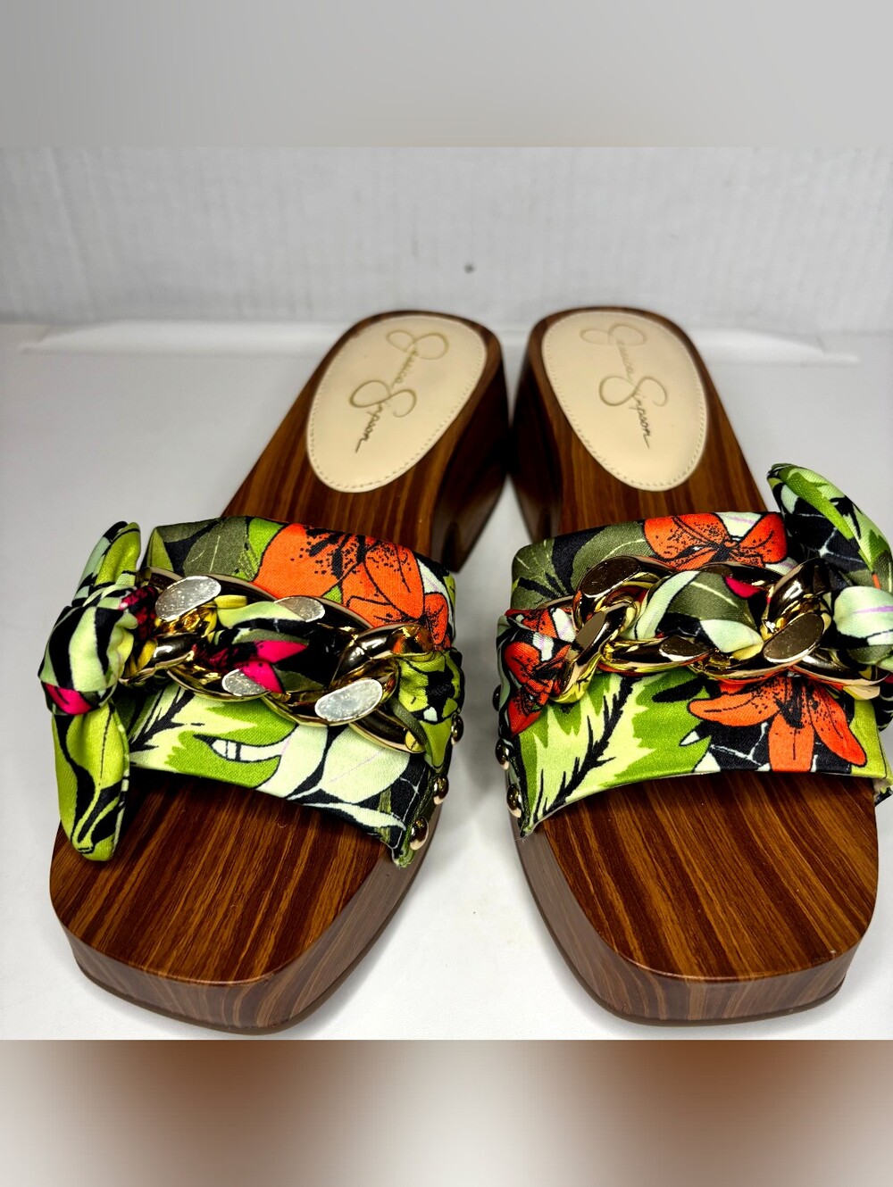 Floral Green Chain-Accent Women's Slide Sandals